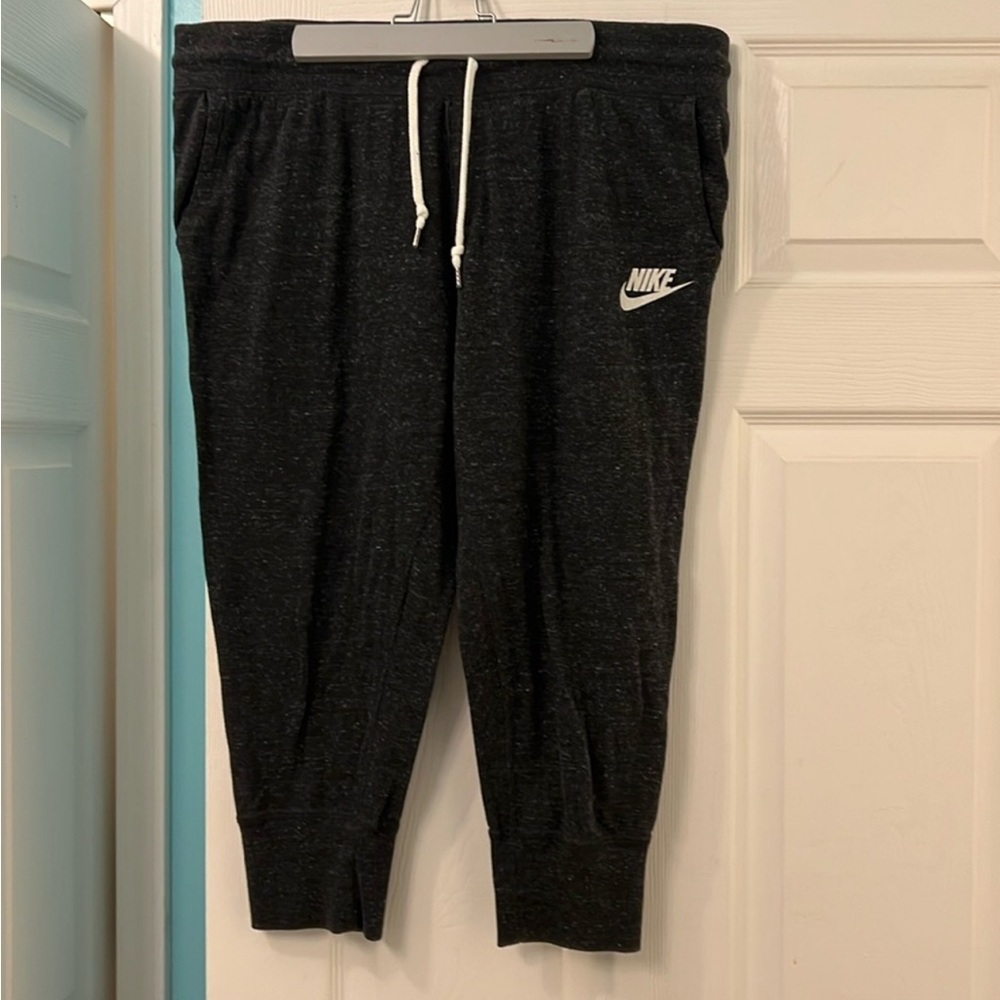 Nike capri cotton/polyester pants XL EUC